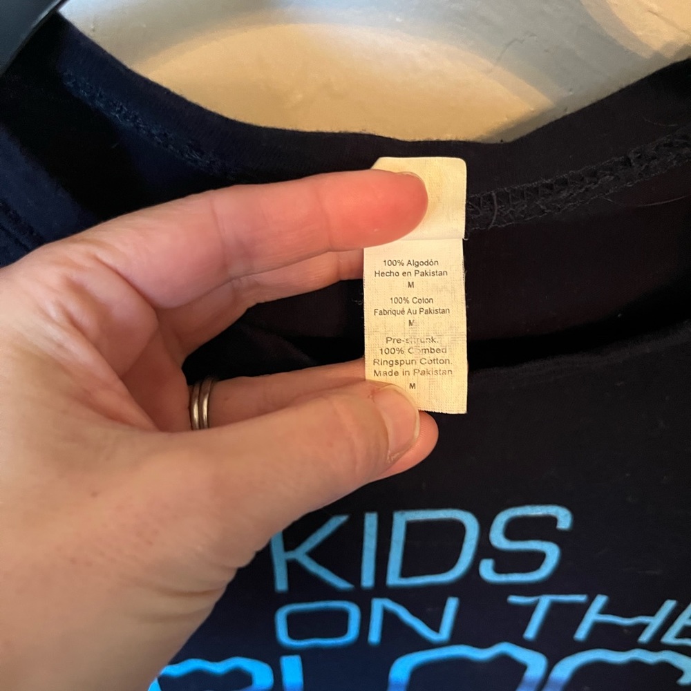 Nkotb New Kids On The Block 2008 Graphic Tour Tee… - image 2